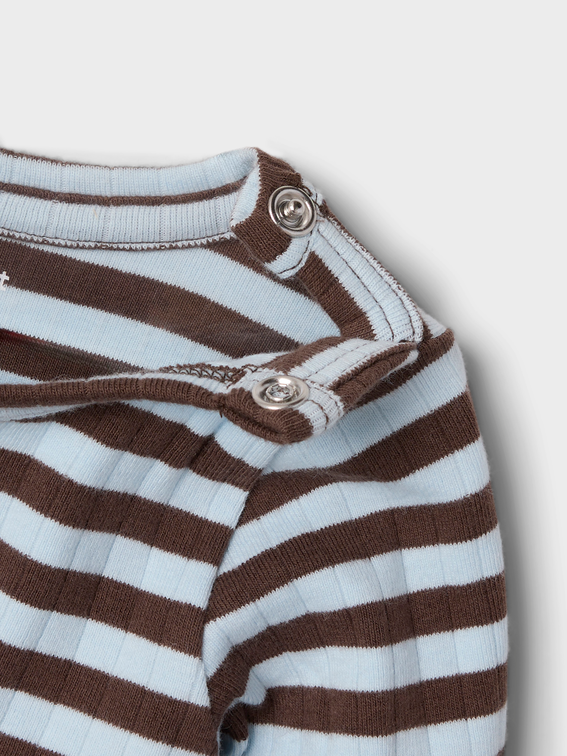 model_shot-detail