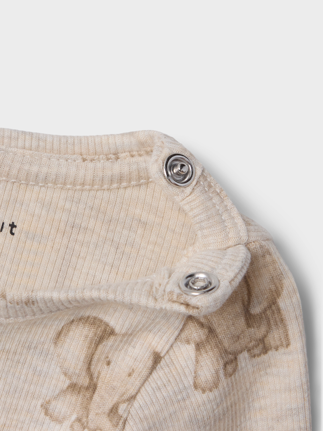 model_shot-detail