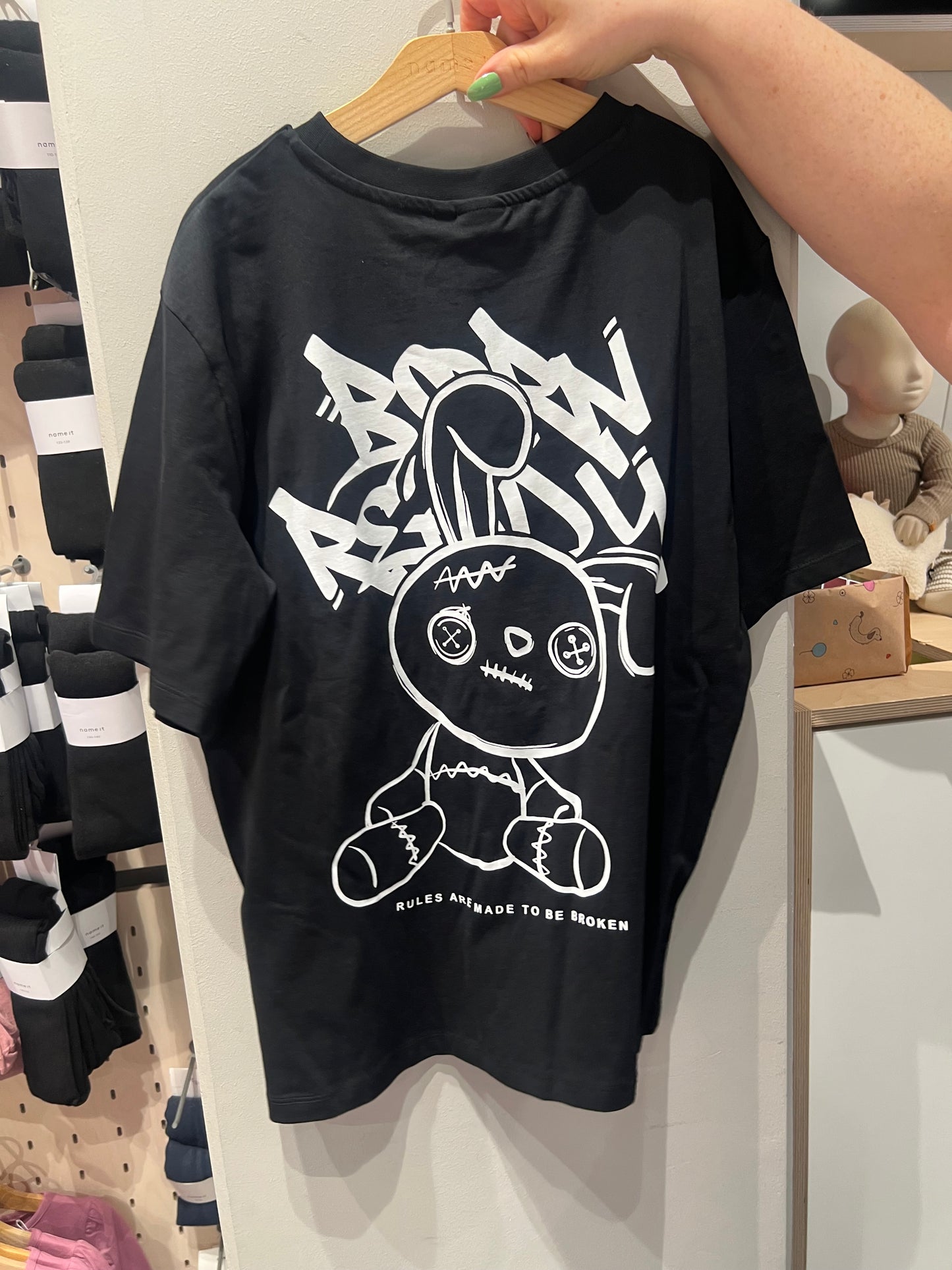 NLMEDDY Top - Black